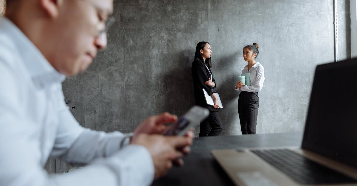 实名微信号批发：代理记账注册特点